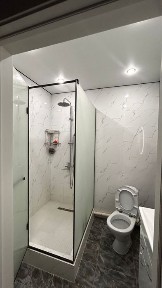 Уральск улица Циолковский 1.3 дом 2 ком квартиры с ремонтом