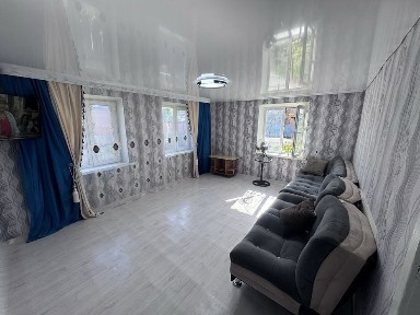 Сдаеться дом на левом берегу на длительный срок