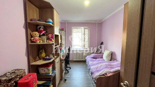 Продам 3 комнатную квартиру Назгуль Империя