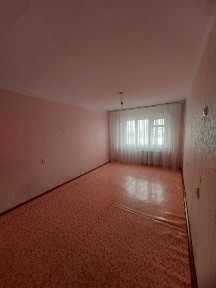 Продам 2 комн. квартиру, 4/5, 15 мкр