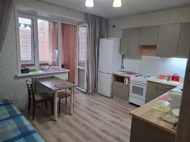 Продается 1-комн. квартира 48.5 кв. м. 5 этаж из 9. Мкр. Береке д. 53.