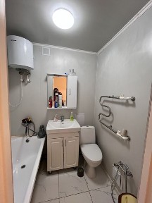 Продаются двух комнатная квартира