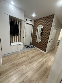 Сдам квартир 3 комнатный