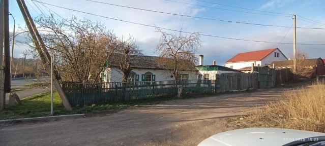 Продам часть дома в центре 3 соток