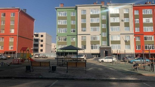 Продам черновую 1комн кв Батыс