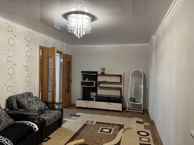 Срочно! Продается 2-комнатная квартира Демченко 9