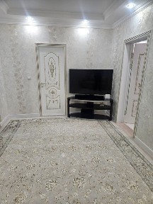 Быр жас отбасылы немесе жумыспен командировкага келген адмадар болса