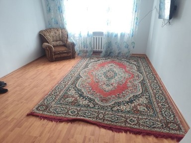 Главный корпус Шакарім университетінің қасында