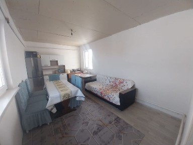 Времянка сатылады улкен уйдин фундаментимен