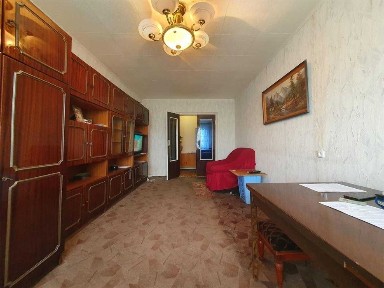 3 комнатная / на 70 квартале