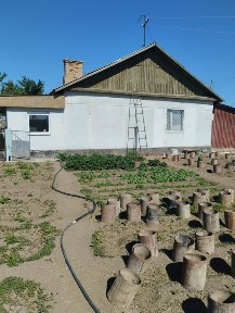 Продам дом на Рыбачем. Дом теплый. Свежий ремонт. Дом находится возле ме