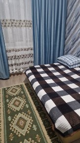 Сдаю 1 комн кв 9000,по часам 2ч -3т, 3ч-4т и т д. понедельно, 7 поликл