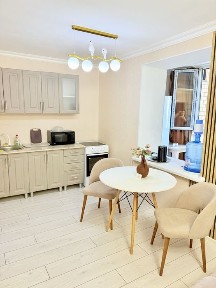 Посуточно элитная квартира 45 квартал, вокзал, Михайловка, Онкология