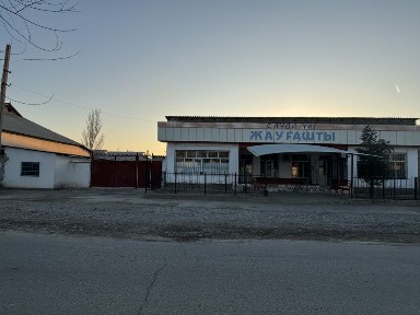 Магазин сатылады 10 соттық жерімен