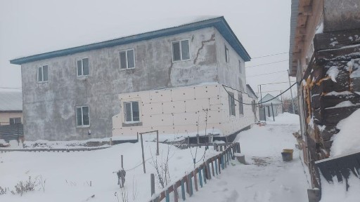 Продам коттедж с Ы. Алтынсарина. 10 соток земли. Общая площадь 273,5