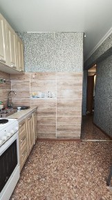 Продается 2 х комнатная квартира по ул. Металлургов 4