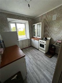 Продам 1 комн в районе Пассажа, срочно!