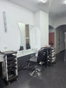 Сдам кресло парикмахерское