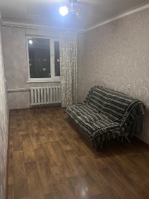 Продам квартиру в 5 этажном доме