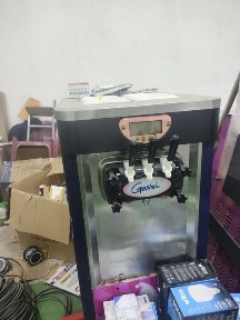 Срочно дайын лафаш мороженое сататын бутик сатылады