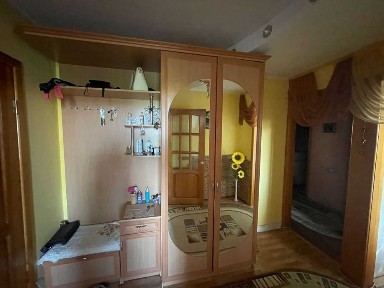 продам 3 комнатную квартиру