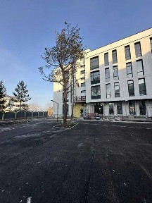 Продается просторная и светлая квартира в живописной природной зоне.