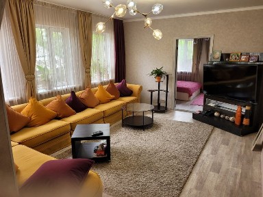 Продам пол. дома 118кв. м между Сейфулина и Назарбаева за Вокзалом Алмат