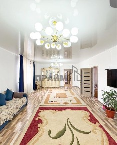 Продам большой дом