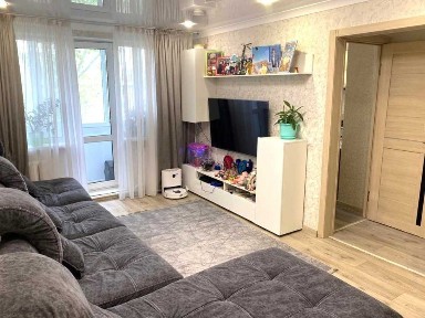 Продам 3-х комнатную квартиру с ремонтом на Алиханова!