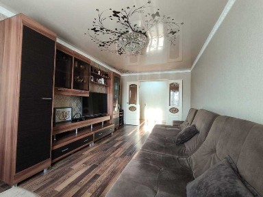 Продаю 3 ком квартиру в 9 мкр (р-н Тойбастар)