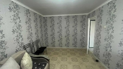 Продается 1 комнатная на Абая, в центре города