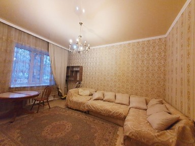 Сдается 2х комн квартира в Центре