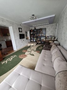 Продам 3х комнатную квартиру в спальном районе