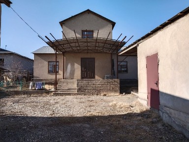 Продается частный дом с помещением под бизнес. Кентау