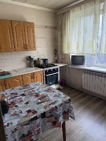 Сдам двухкомнатную квартиру частично мебелированную