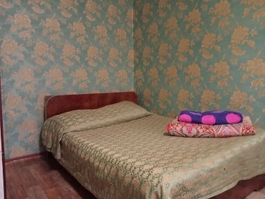 Сдается в 3микр квартиры посуточно и по часам чистый уютный на 2м этаж