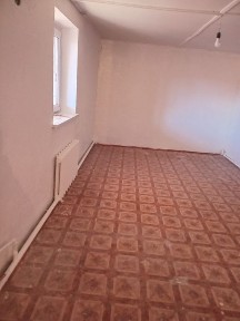 Ұзақ мерзімге екі бөлмелі времчнка жалға беріледі су свет газы бар