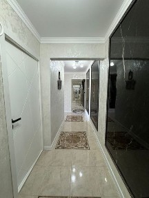 Продам трехкомнатную квартиру