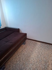 Сдается времянка мкрн Акбулак частный сектор мебелерованная теплая!