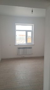 Жаңадан салынған үй сатылады.