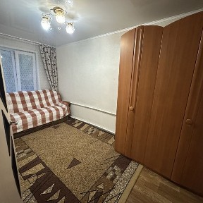 Сдам 2-комнатную квартиру на длительный срок.