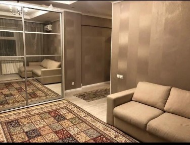 Сдам квартиру по месячно