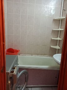 Сдам на длит срок 2х. кв 50+ ком услуги