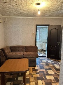 Сдам полдома. Район Максима!