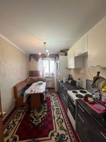 Продам квартиру 3 комнатную + авто Тойота в подарок