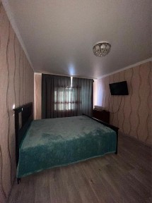 Сдам 1 комнатную квартиру посуточно Сазда 7000