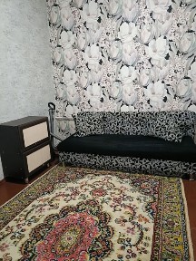 Сдам 2 комнатную квартиру.