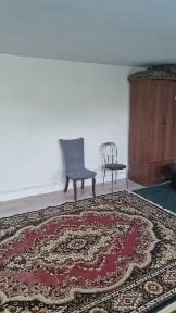 Сдаётся времянка во дворе дома в центре города.