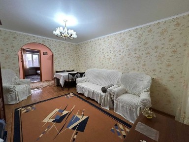 Продам 3-х комнатную квартиру на 8мкр