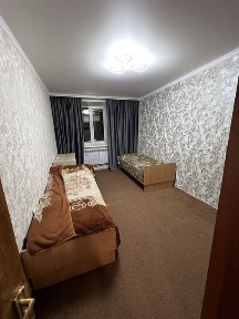 Сдам 4х комнатную квартиру в районе БСХТ 47